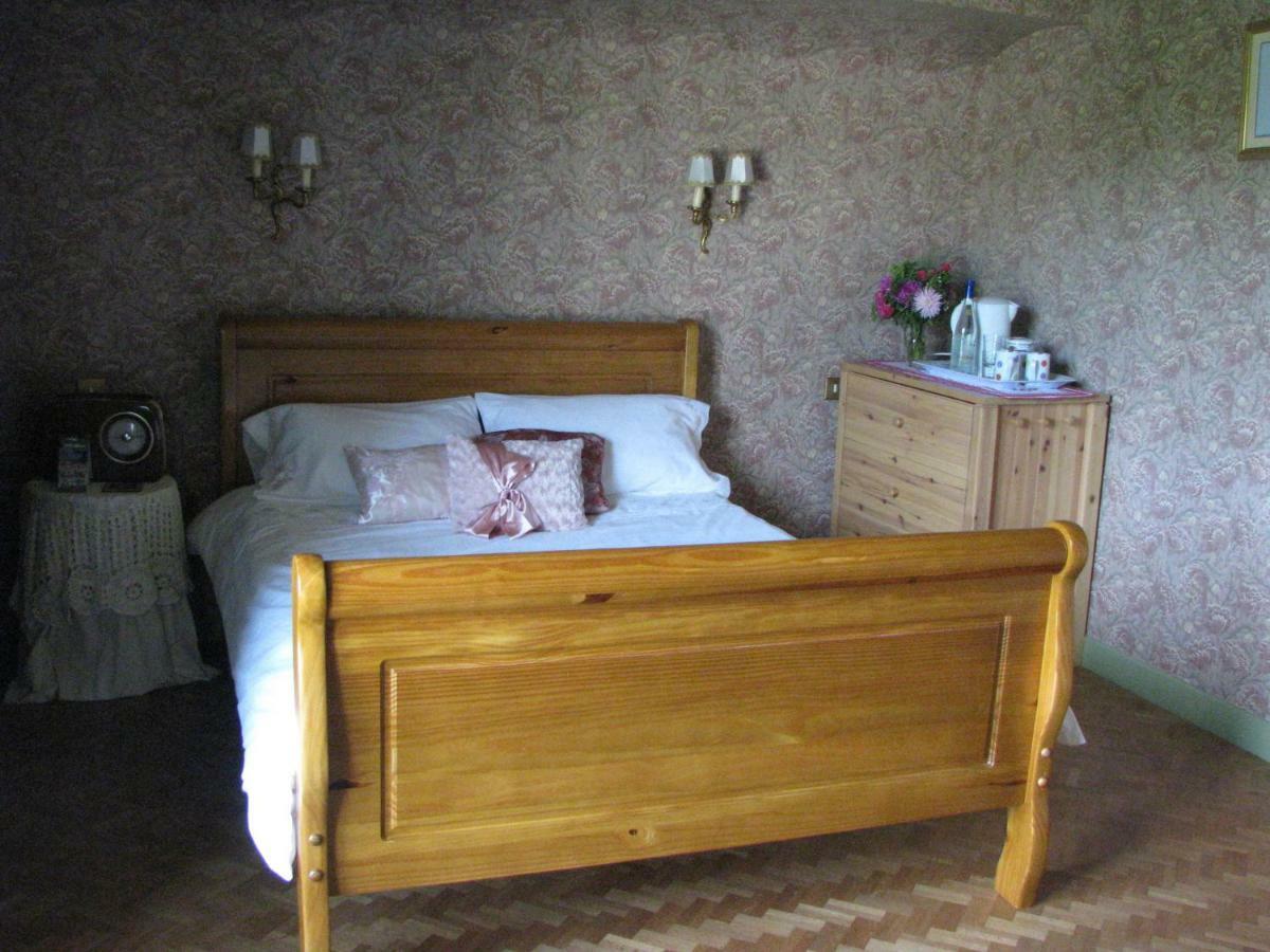 Chambre D'Hotes Des Monedieres Bed and Breakfast Treignac Exteriör bild